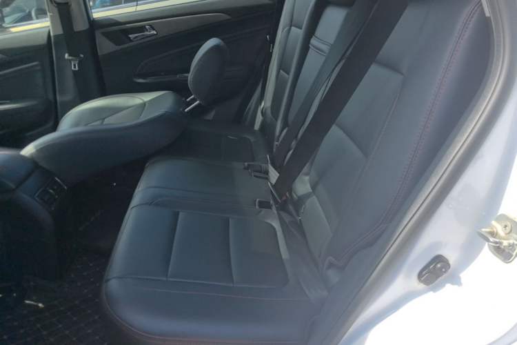 Used CHANGAN CS75 2017 Shangkui Edition 1.5T Automatic Fengxiang Model Left Rear Seat