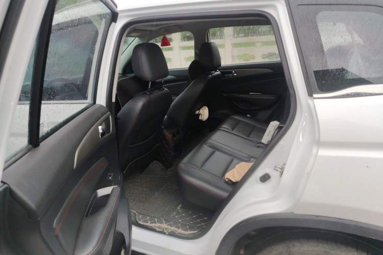 Used CHANGAN CS75 2017 Shangkui Edition 1.5T Manual Luxury Model Left Rear Seat
