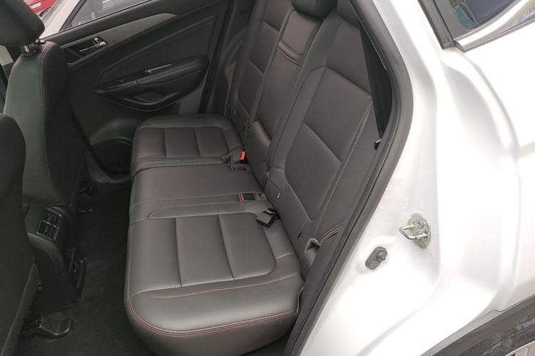 Used CHANGAN CS75 2017 Shangkui Edition 1.5T Automatic Fengxiang Model Left Rear Seat
