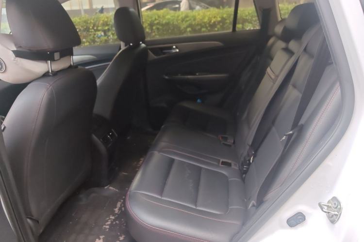 Used CHANGAN CS75 2017 Shangkui Edition 1.5T Automatic Fengxiang Model Left Rear Seat