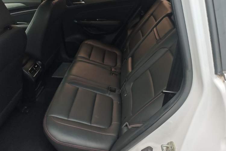 Used CHANGAN CS75 2017 Shangkui Edition 1.5T Automatic Fengxiang Model Left Rear Seat