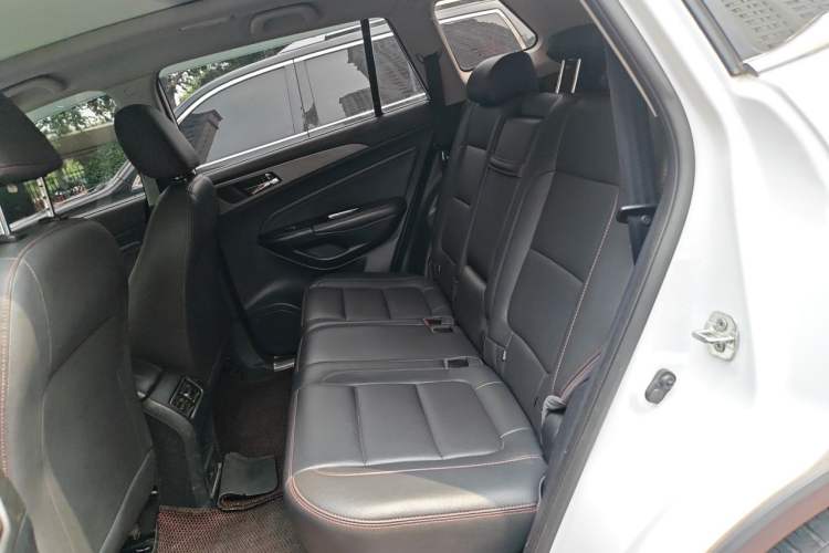 Used CHANGAN CS75 2017 Shangkui Edition 1.5T Automatic Fengxiang Model Left Rear Seat