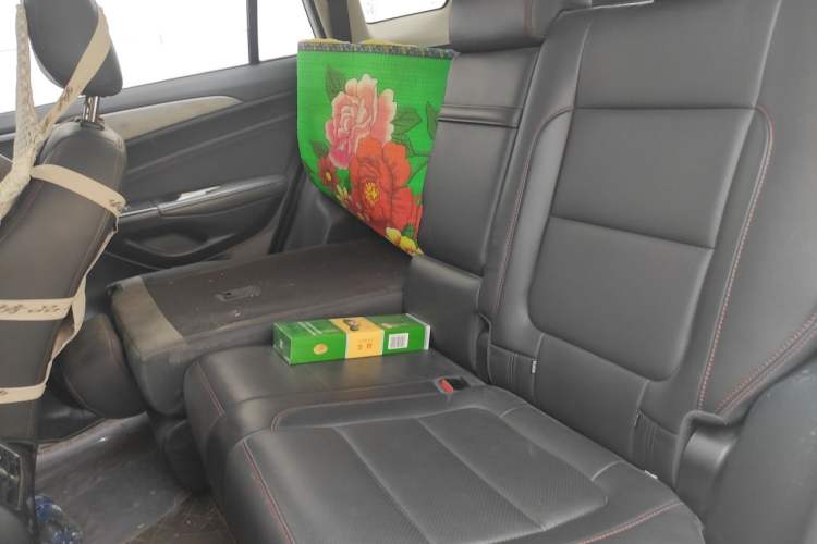 Used CHANGAN CS75 2017 Shangku Edition 1.5T Manual ZhiXiang Model Left Rear Seat