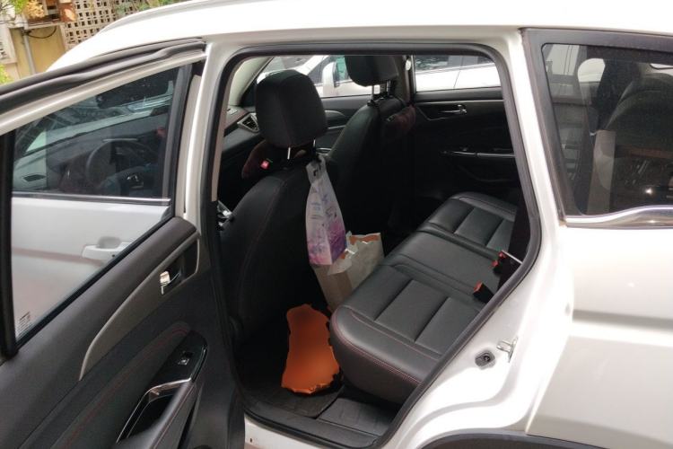 Used CHANGAN CS75 2017 Shangkui Edition 1.5T Automatic Fengxiang Model Left Rear Seat