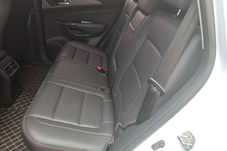 Used CHANGAN CS75 2017 Shangkui Edition 1.5T Automatic Fengyue Model Left Rear Seat