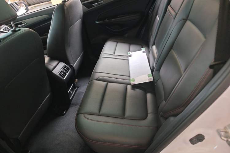 Used CHANGAN CS75 2017 Shangku Edition 1.5T Manual ZhiXiang Model Left Rear Seat