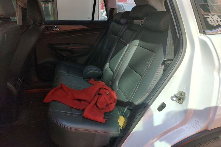 Used CHANGAN CS75 2017 Shangkui Edition 1.5T Automatic Fengxiang Model Left Rear Seat