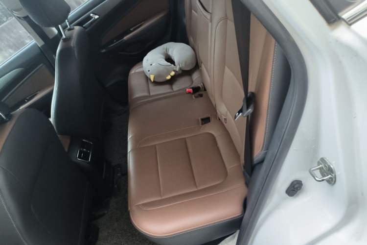 Used CHANGAN CS75 2017 Shangkui Edition 1.5T Automatic Fengyue Model Left Rear Seat
