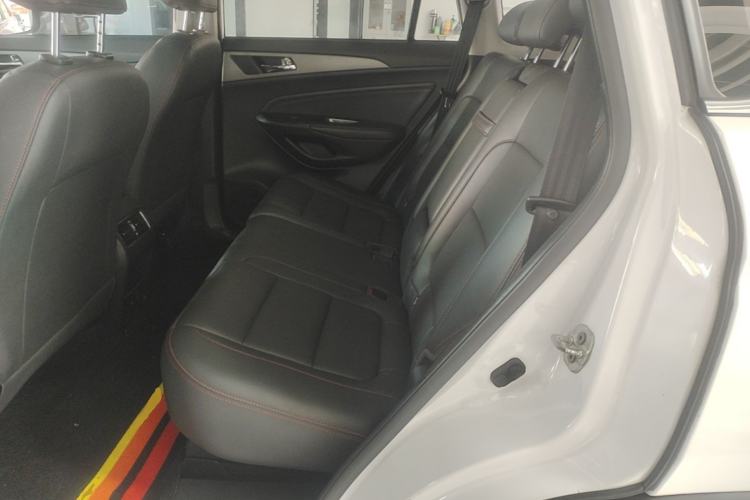 Used CHANGAN CS75 2017 Shangkui Edition 1.5T Automatic Fengxiang Model Left Rear Seat