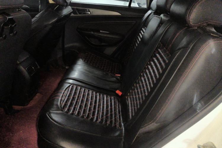 Used CHANGAN CS75 2017 Shangku Edition 1.5T Manual ZhiXiang Model Left Rear Seat