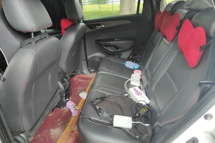 Used CHANGAN CS75 2017 Shangkui Edition 1.5T Automatic Fengxiang Model Left Rear Seat