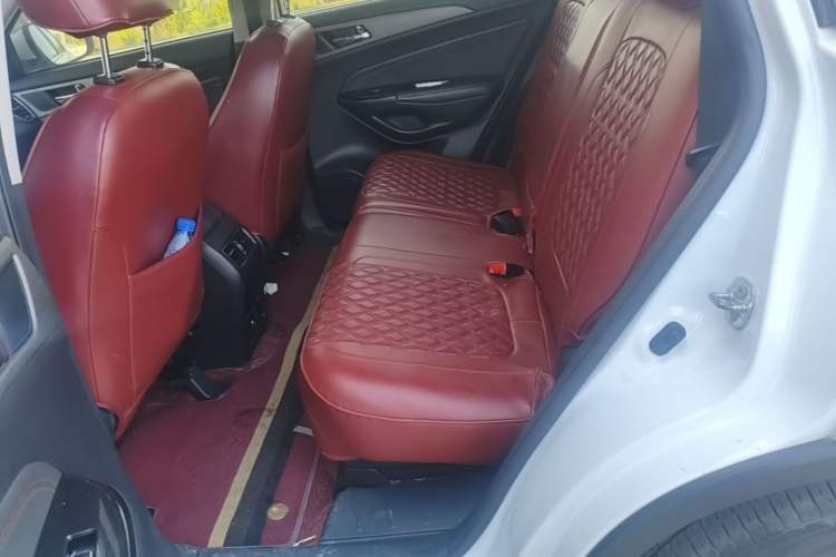 Used CHANGAN CS75 2017 Shangkui Edition 1.5T Automatic Fengxiang Model Left Rear Seat