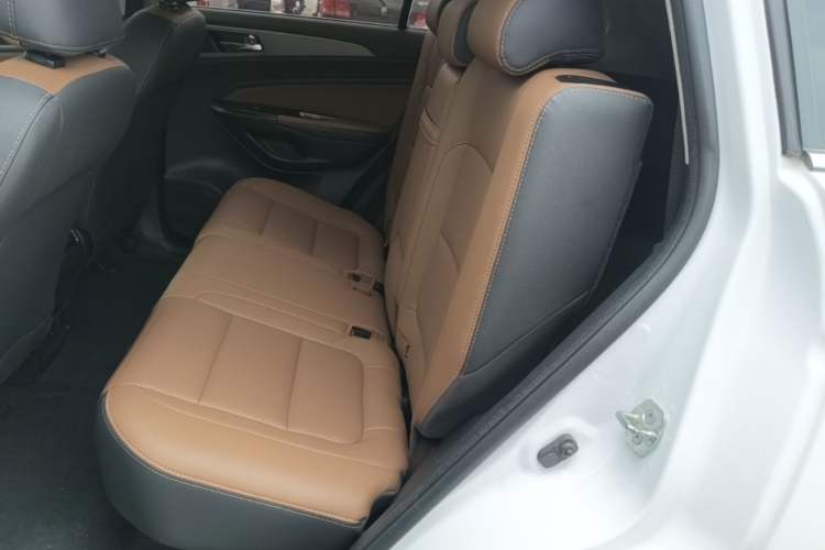 Used CHANGAN CS75 2017 Shangkui Edition 1.5T Manual Fengxiang Model Left Rear Seat