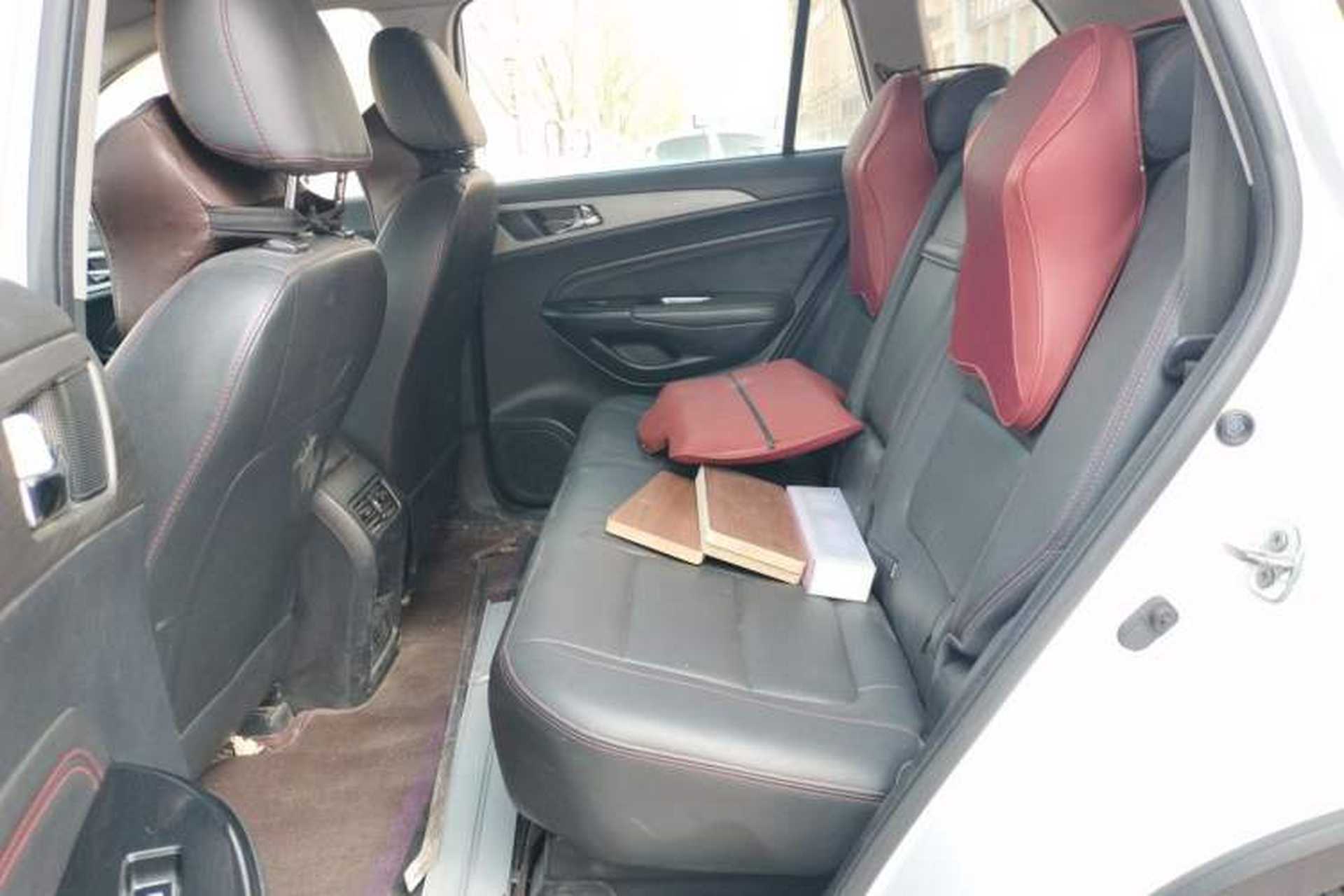 Used CHANGAN CS75 2017 Shangkui Edition 1.5T Manual Fengxiang Model Left Rear Seat