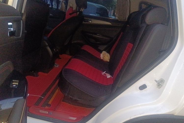 Used CHANGAN CS75 2017 Shangku Edition 1.5T Manual ZhiXiang Model Left Rear Seat