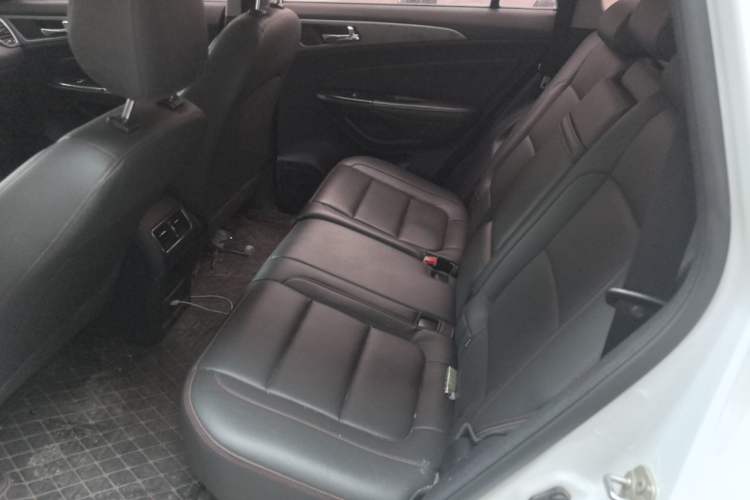 Used CHANGAN CS75 2017 Shangkui Edition 1.5T Automatic Fengxiang Model Left Rear Seat