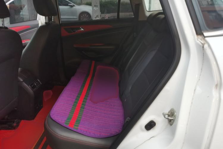 Used CHANGAN CS75 2017 Shangku Edition 1.5T Manual ZhiXiang Model Left Rear Seat