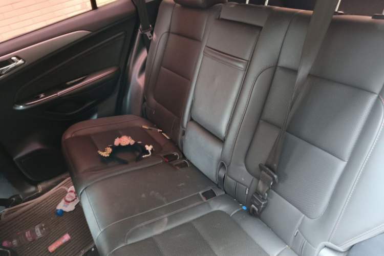 Used CHANGAN CS75 2017 Shangkui Edition 1.5T Manual Enjoyment Model Left Rear Seat