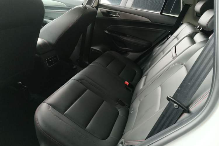 Used CHANGAN CS75 2017 Shangkui Edition 1.5T Automatic Fengxiang Model Left Rear Seat