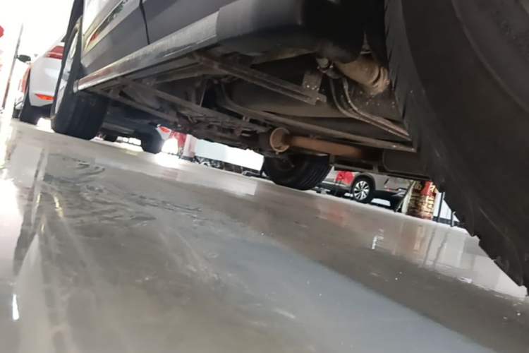Used CHANGAN CS75 2017 Shangkui Edition 1.5T Automatic Fengxiang Model Left Side Sill