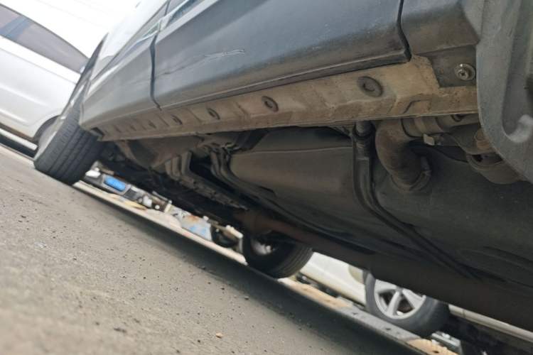 Used CHANGAN CS75 2017 Shangkui Edition 1.5T Automatic Fengxiang Model Left Side Sill