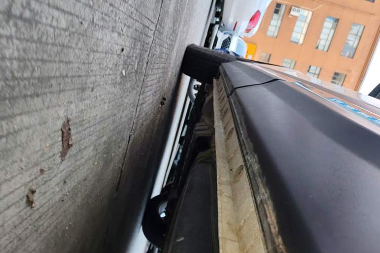 Used CHANGAN CS75 2017 Shangkui Edition 1.5T Automatic Fengxiang Model Left Side Sill
