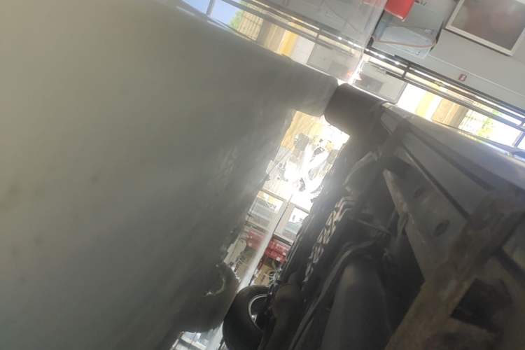Used CHANGAN CS75 2017 Shangkui Edition 1.5T Automatic Fengxiang Model Left Side Sill