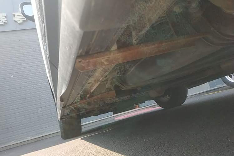 Used CHANGAN CS75 2017 Shangkui Edition 1.5T Automatic Fengxiang Model Left Side Sill