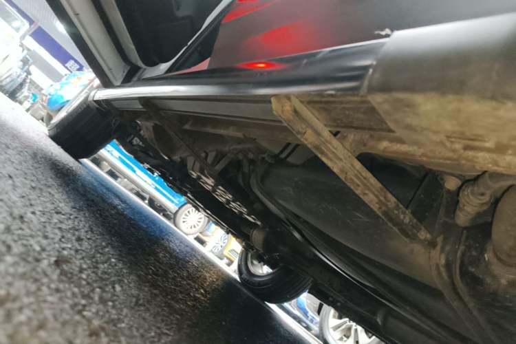 Used CHANGAN CS75 2017 Shangkui Edition 1.5T Automatic Fengxiang Model Left Side Sill