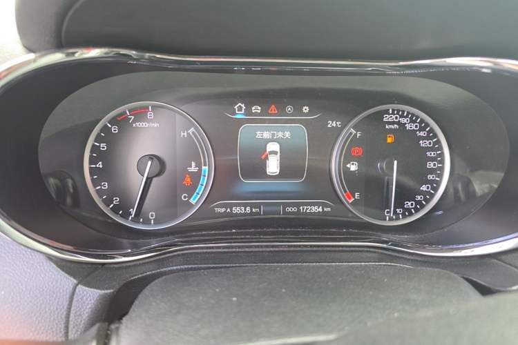 Used CHANGAN CS75 2017 Shangkui Edition 1.5T Manual Fengxiang Model Odometer Close Up