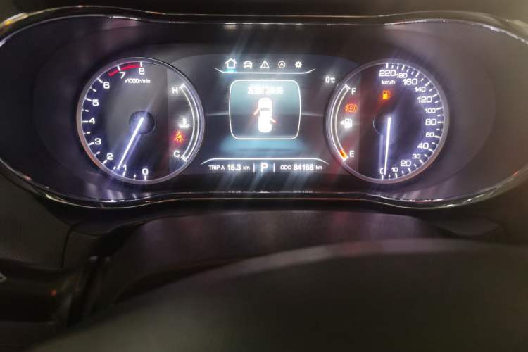 Used CHANGAN CS75 2017 Shangkui Edition 1.8T Automatic All-Wheel-Drive Elite Model Odometer Close Up