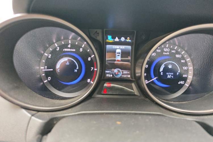 Used CHANGAN CS75 2017 Shangkui Edition 1.5T Manual Fengxiang Model Odometer Close Up