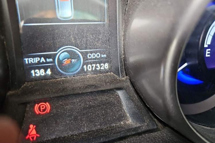 Used CHANGAN CS75 2017 Shangkui Edition 1.5T Manual Luxury Model Odometer Close Up