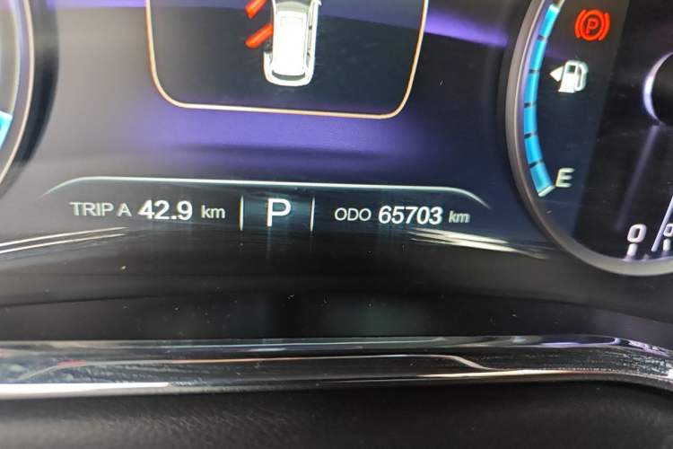 Used CHANGAN CS75 2017 Shangkui Edition 1.5T Automatic Fengxiang Model Odometer Close Up