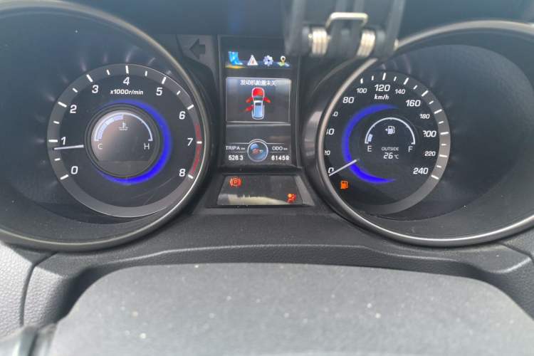 Used CHANGAN CS75 2017 Shangku Edition 1.5T Manual ZhiXiang Model Odometer Close Up