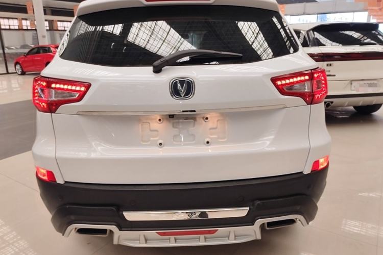 Used CHANGAN CS75 2017 Shangkui Edition 1.5T Automatic Fengxiang Model Rear