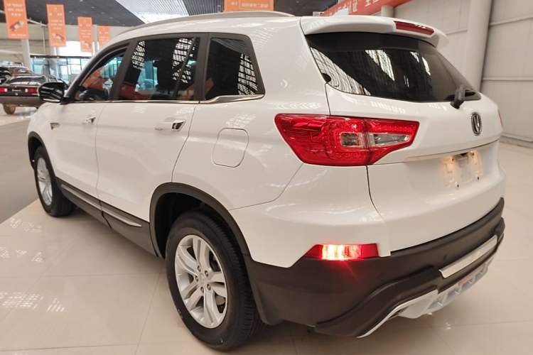 Used CHANGAN CS75 2017 Shangkui Edition 1.5T Automatic Fengxiang Model Rear Left 45 Deg
