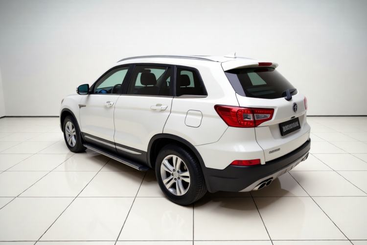 Used CHANGAN CS75 2017 Shangku Edition 1.5T Manual ZhiXiang Model Rear Left 45 Deg