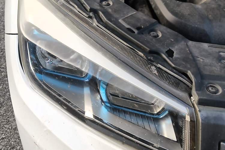 Used CHANGAN CS75 2017 Shangku Edition 1.5T Manual ZhiXiang Model Right Front Headlight