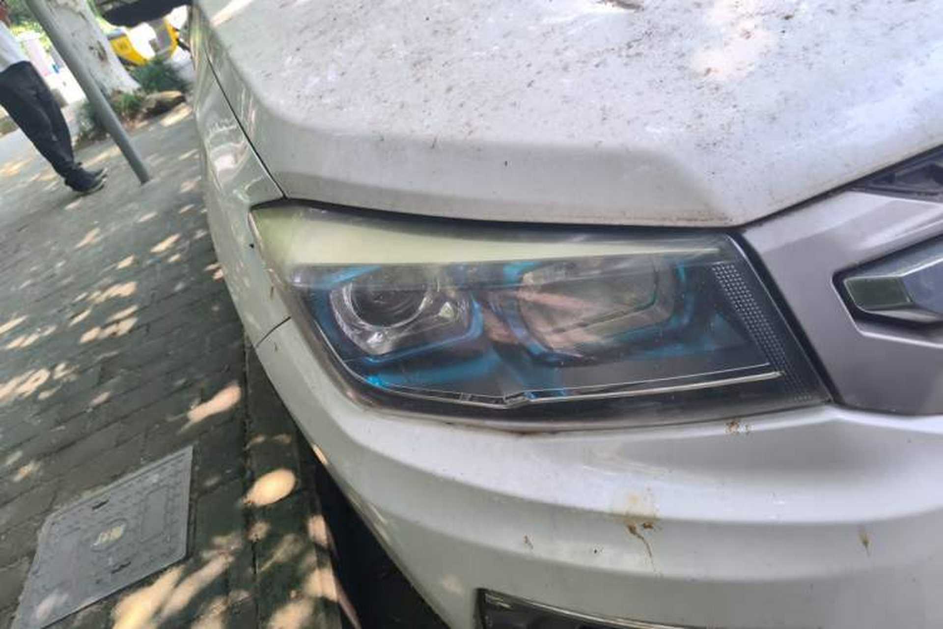 Used CHANGAN CS75 2017 Shangkui Edition 1.5T Automatic Fengxiang Model Right Front Headlight