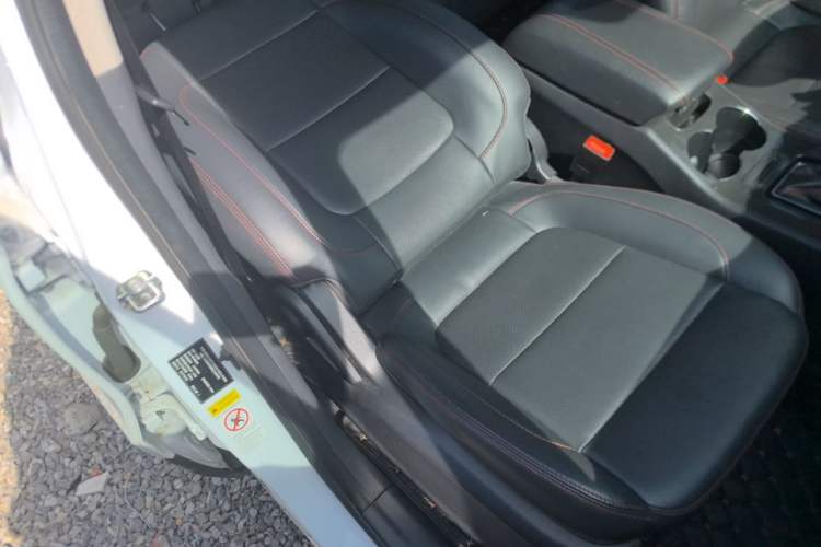 Used CHANGAN CS75 2017 Shangkui Edition 1.5T Automatic Fengxiang Model Right Front Seat