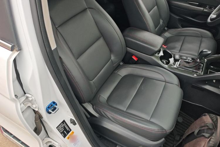 Used CHANGAN CS75 2017 Shangkui Edition 1.5T Automatic Fengxiang Model Right Front Seat