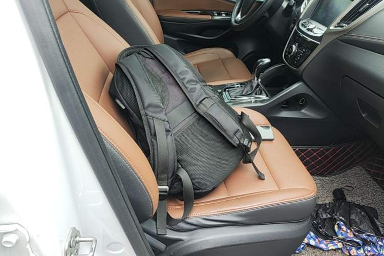 Used CHANGAN CS75 2017 Shangkui Edition 1.5T Automatic Fengxiang Model Right Front Seat