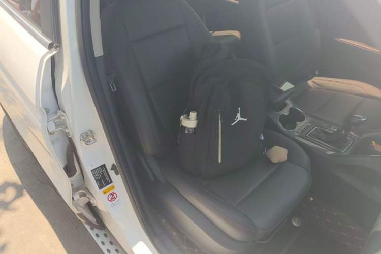 Used CHANGAN CS75 2017 Shangkui Edition 1.5T Automatic Fengyue Model Right Front Seat