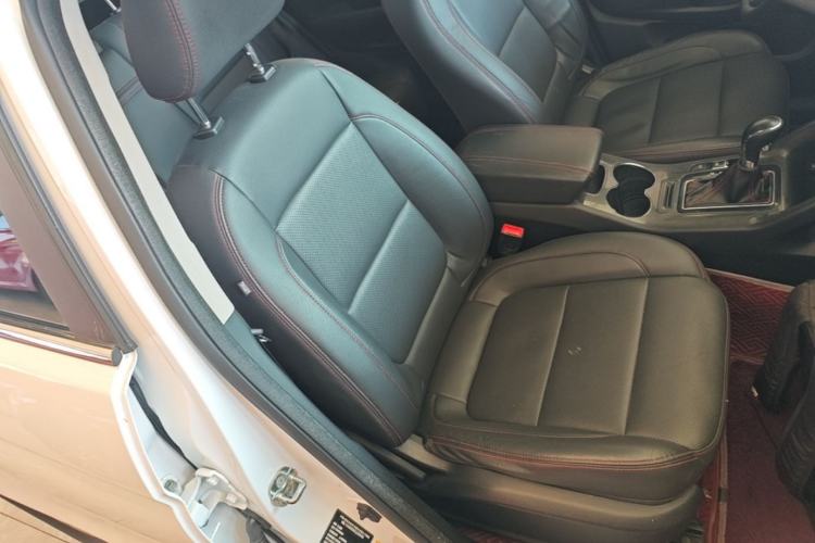 Used CHANGAN CS75 2017 Shangkui Edition 1.5T Automatic Fengyue Model Right Front Seat