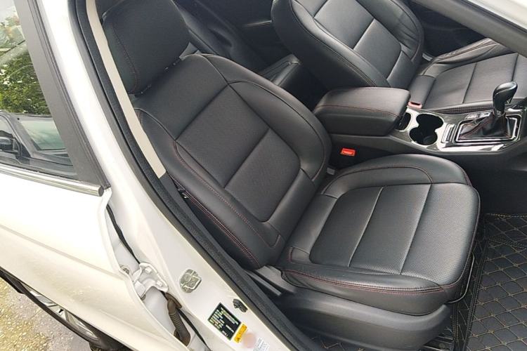 Used CHANGAN CS75 2017 Shangkui Edition 1.5T Automatic Fengxiang Model Right Front Seat