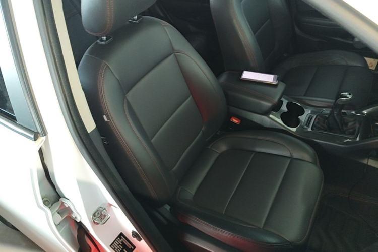 Used CHANGAN CS75 2017 Shangkui Edition 1.5T Manual Fengxiang Model Right Front Seat