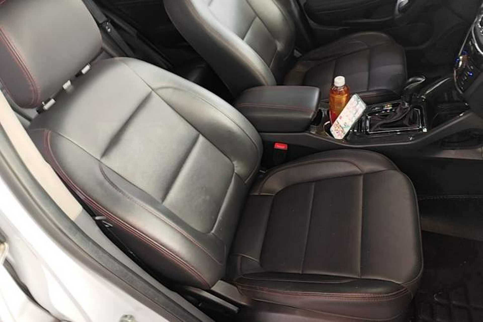 Used CHANGAN CS75 2017 Shangkui Edition 1.5T Automatic Fengxiang Model Right Front Seat