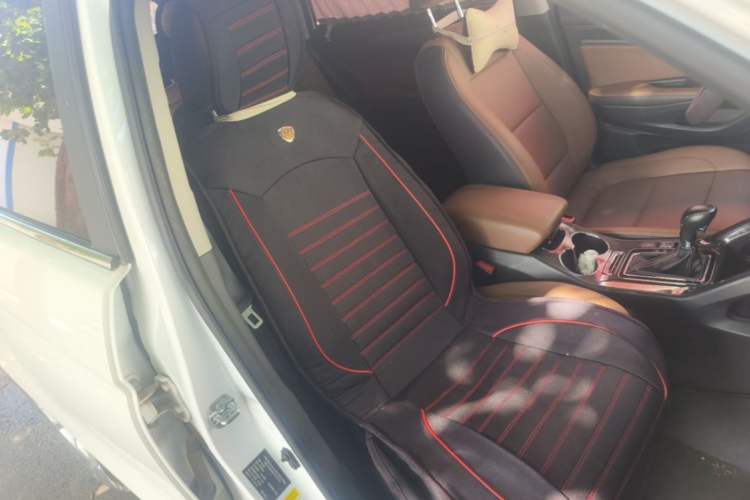 Used CHANGAN CS75 2017 Shangkui Edition 1.5T Automatic Fengyue Model Right Front Seat