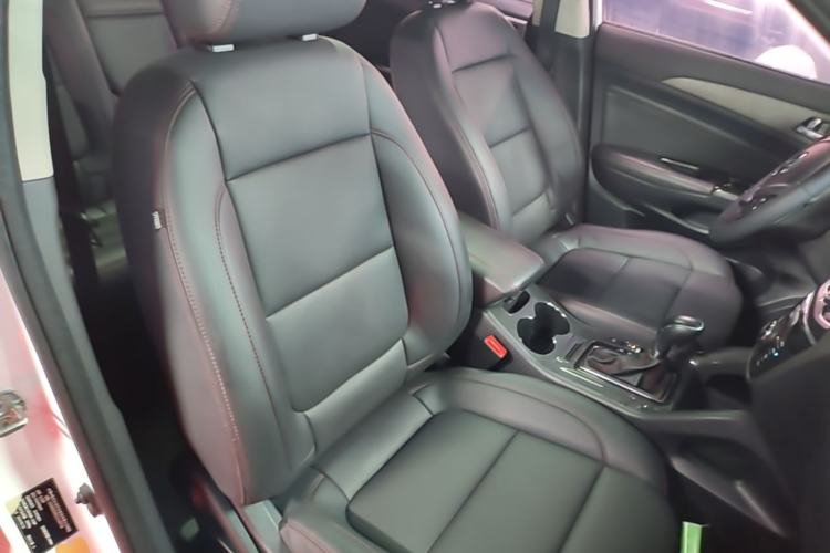 Used CHANGAN CS75 2017 Shangkui Edition 1.5T Automatic Fengxiang Model Right Front Seat